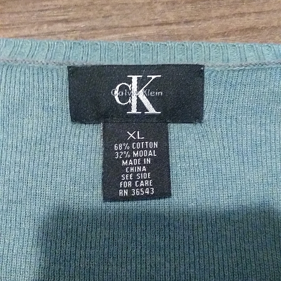 Calvin Klein Men's Solid V-Neck Merino Sweater, sage green, XL, Great condition! - Picture 3 of 3